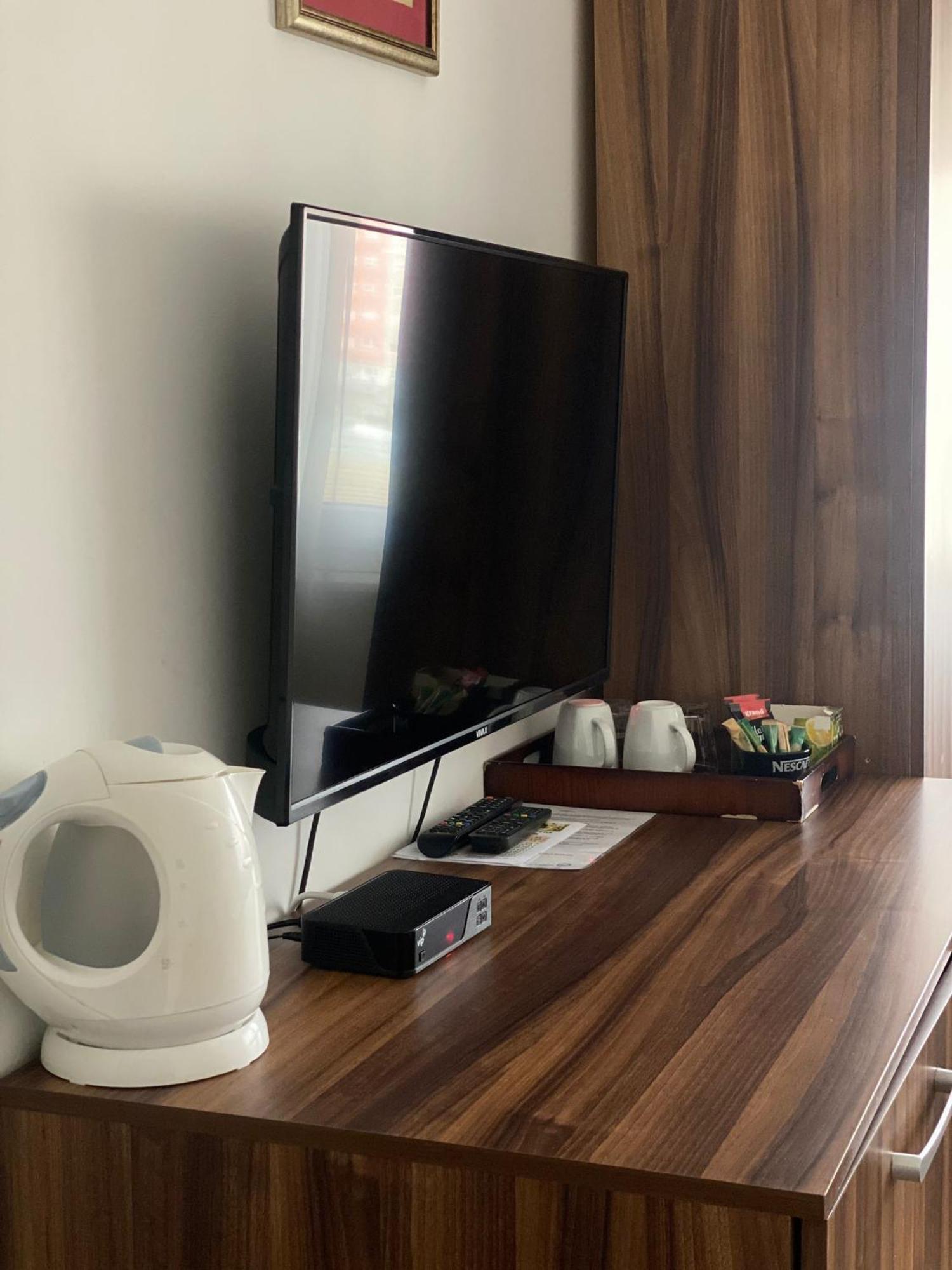 Foxxy Luxury Apartments 스코페 외부 사진