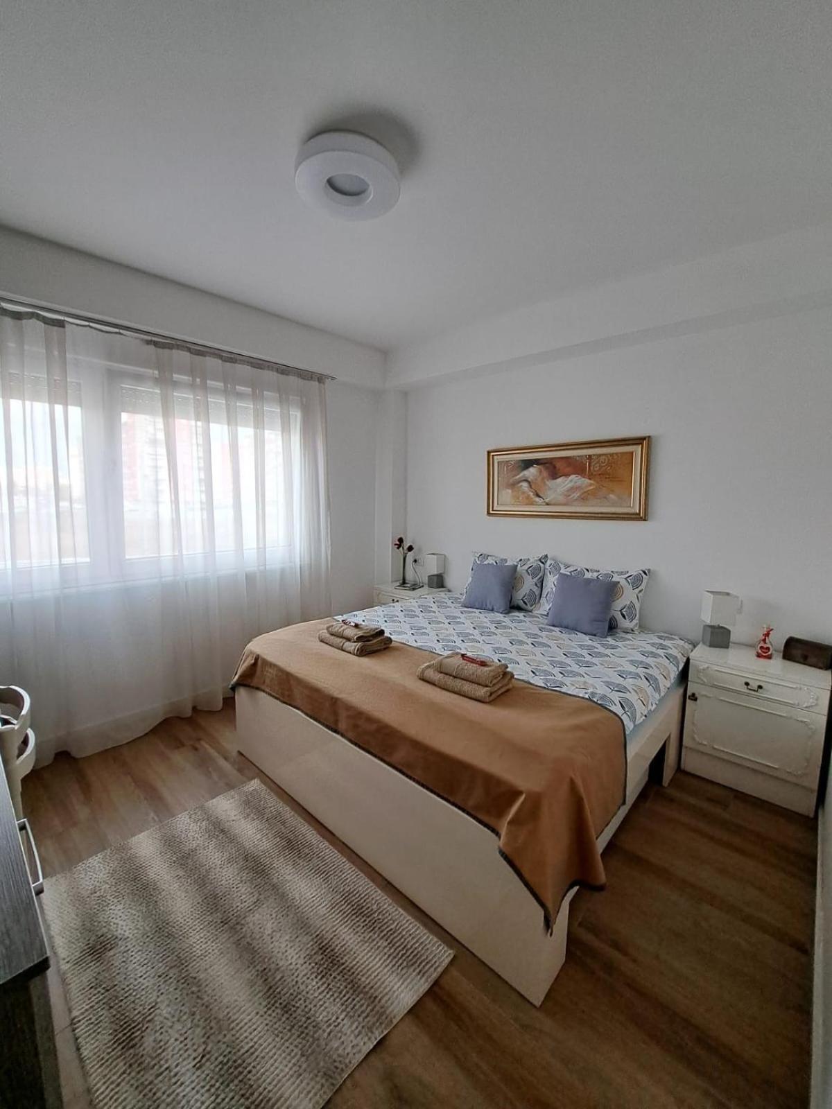 Foxxy Luxury Apartments 스코페 외부 사진